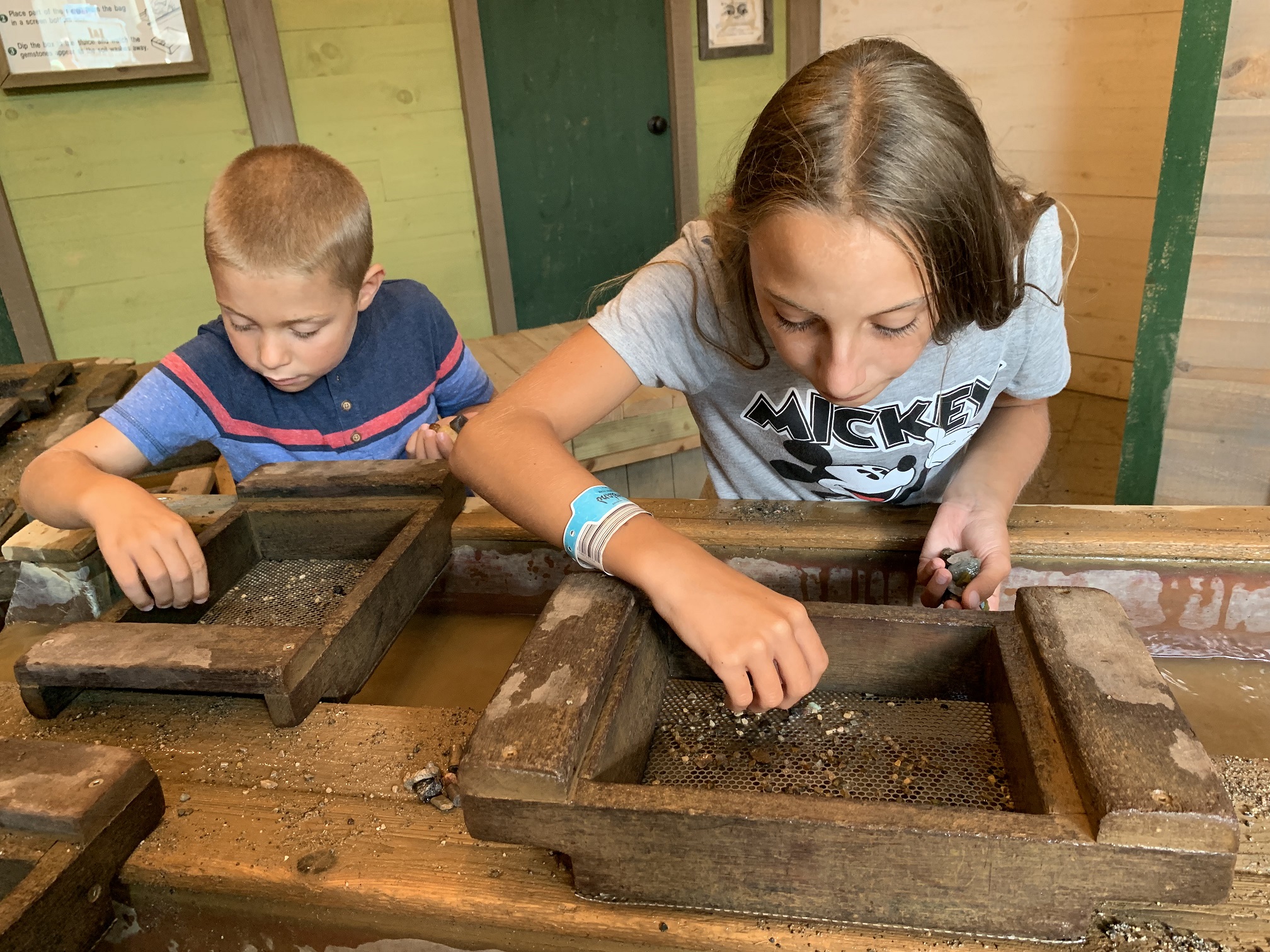 Kids Mining